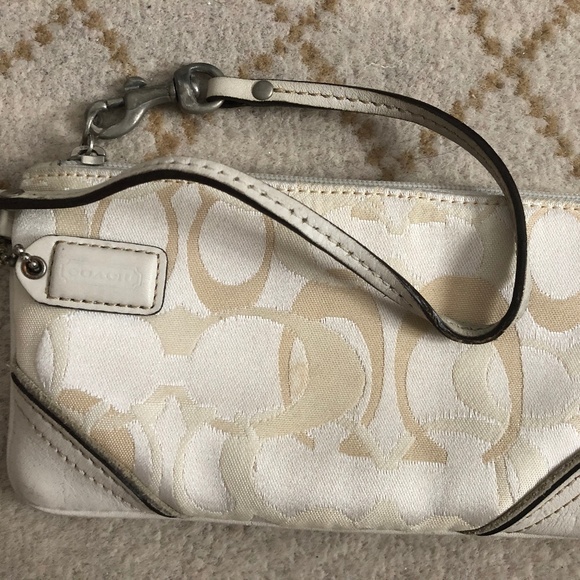 2 Coach Wristlets - Picture 4 of 8